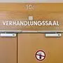 ABD0037_20200625 - WIEN - ÖSTERREICH: Der Eingang zum Verhandlungssaal 6 aufgenommen am Donnerstag, 25. Juni 2020, vor Prozessbeginn in der Causa Stadterweiterungsfonds im Straflandesgericht Wien. - FOTO: APA/HERBERT NEUBAUER