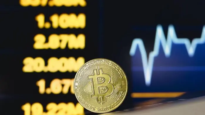 Der Bitcoin-Kurs stieg erstmals seit Anfang Juni wieder über die Schwelle von 70.000 US-Dollar 