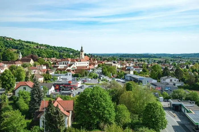 Mit dabei waren natürlich auch viele der 80 aktiven Mitglieder und der zwölf Jugendlichen, die zur Freiwilligen Feuerwehr Hartberg gehören.