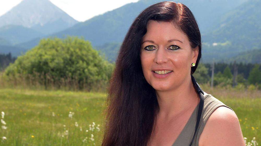 Ulrike Knely führt für den Naturschutzbund ins Finkensteiner Moor