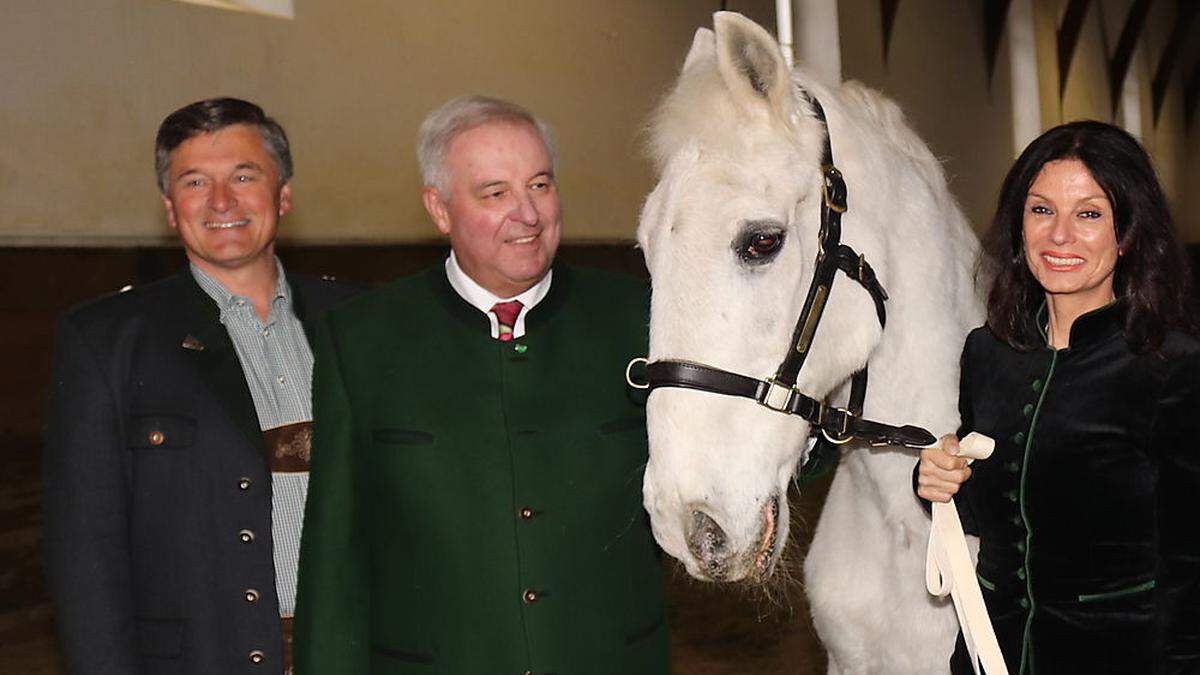 Sonja Klima und Erwin Klissenbauer (mit Landeshauptmann Hermann Schützenhöfer) sehen sich mit arbeitsrechtlichen Klagen konfrontiert