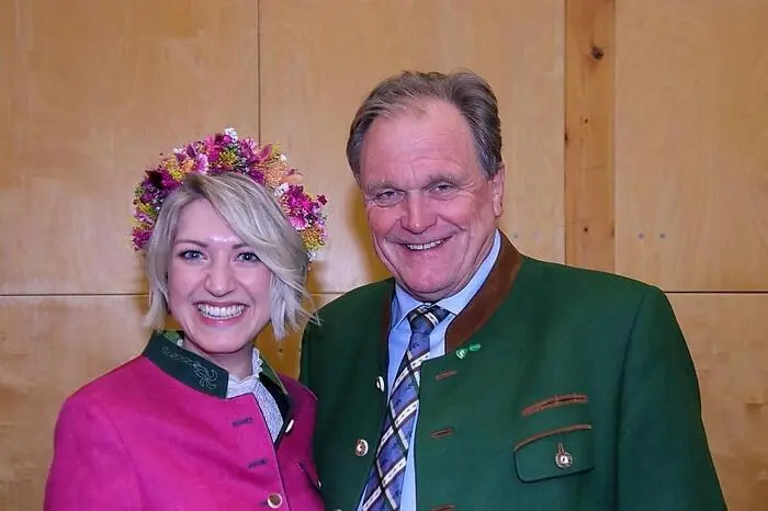 Bürgermeister Erwin Dirnberger erzählte über die zahlreichen Patrozinien des heiligen Josef, Sonja Pöschl führte charmant durch das Programm.