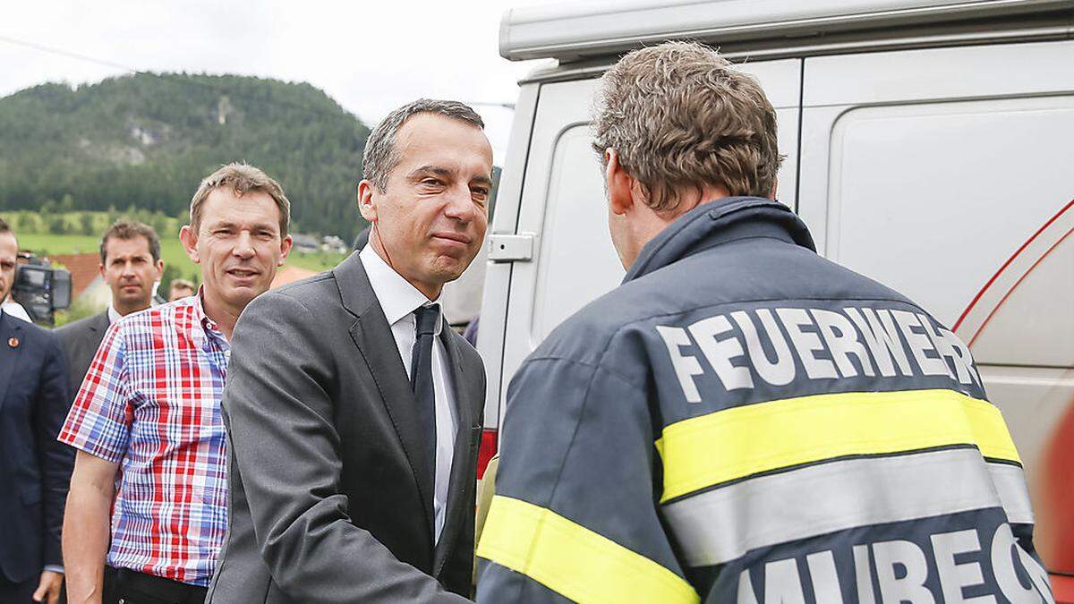 Kanzler Kern dankte bei seinem Besuch in Oberwölz den Einsatzkräften