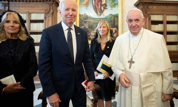 Joe und Jill Biden bei Papst Franziskus