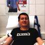 Drei Stunden und neun Minuten dauerte es, ein Leben zu retten: Ditron Murati aus Kapfenberg bei der Stammzellenspende