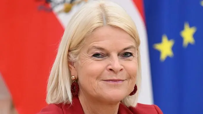 Verteidigungsministerin Klaudia Tanner (ÖVP) beim Sommerministerrat 