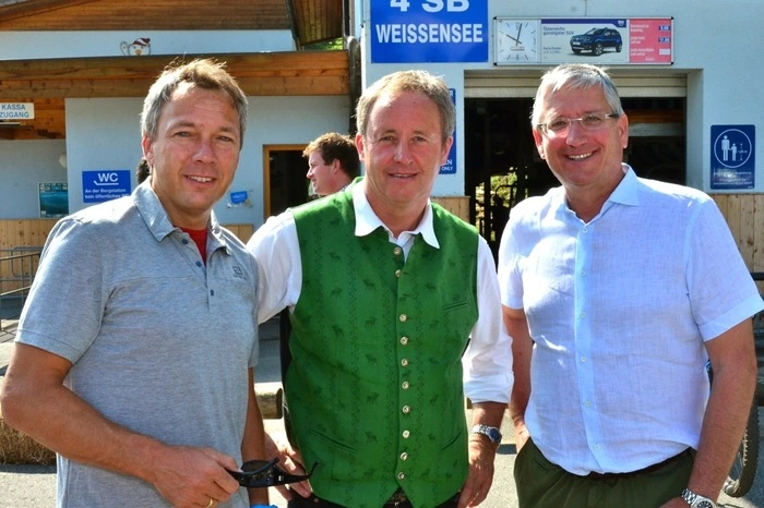 Muss ja auch sein, denn wertvolle Tipps für die Umsetzung kamen vom Kärntner Rad-As Peter "Paco" Wrolich.