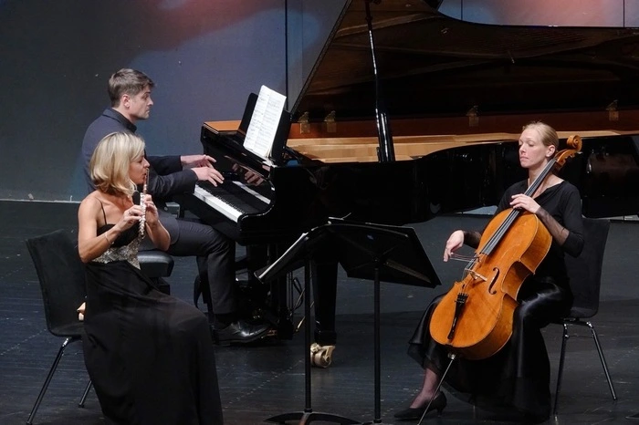 Auf dem Programm standen das Klaviertrio in G-Dur von Joseph Haydn....