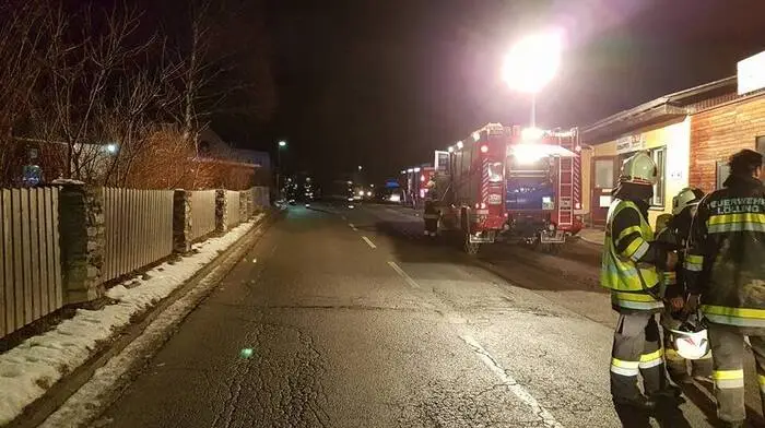 Mittwochabend wurden die Freiwilligen Feuerwehren von Wieting, Hüttenberg, Knappenberg, Lölling, Klein St. Paul und Guttaring arlamiert