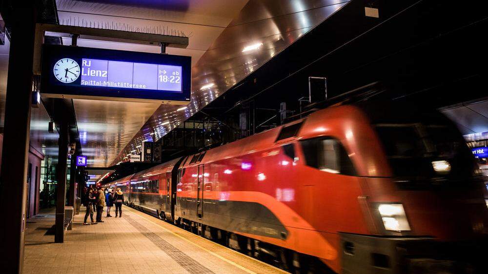 Direkt von Wien über Klagenfurt nach Lienz: An Freitagen wird ein zusätzlicher Zug angeboten