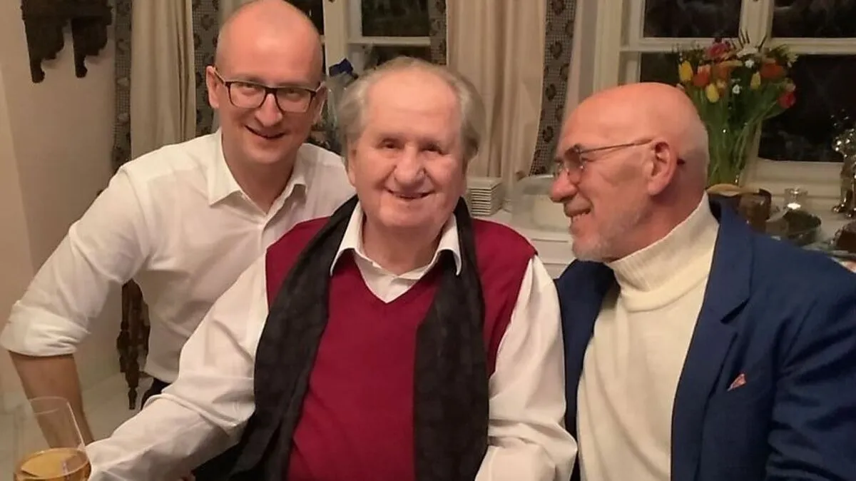 Karl Spiehs (Mitte) mit Enkel Thomas Hroch und "Superglatze" Otto Retzer (rechts)