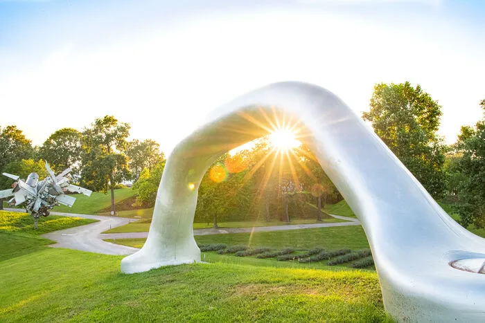 Der österreichische Skulpturenpark in Premstätten lädt noch bis Ende Oktober zu einem herbstlichen Spaziergang ein!