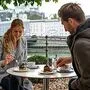Genuss an der frischen Wasserluft: Hier im Salzburger "Café Bazar" ist das möglich