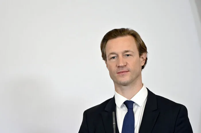 Nach seinem Rückzug wurde der Ex-Finanzminister Gernot Blümel Geschäftsführer beim Investmentunternehmen Superfund – legte die Funktion allerdings nach einigen Monaten zurück. Im April wechselte er zur Gotthardt Healthgroup AG, die sich künstlicher Intelligenz im Medizin-Bereich widmet.