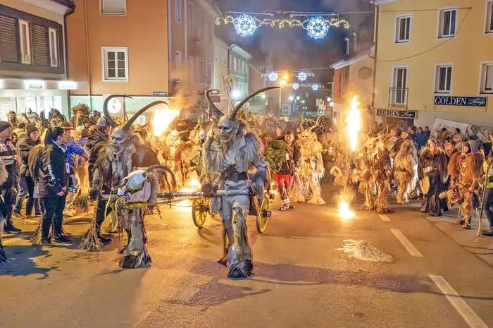Am 29. November ziehen wieder rund 1000 Perchten und Krampusse durch die Spittaler Innenstadt