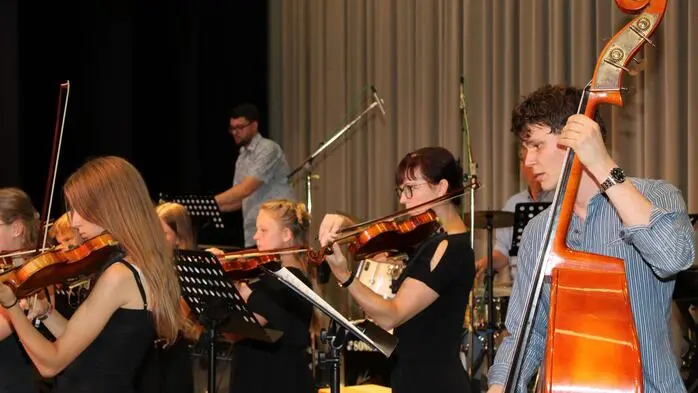 Am Mittwoch lud die Musikschule Voitsberg zum traditionellen Schulschlusskonzert in die Stadtsäle und präsentierte dabei einen eindrucksvollen musikalischen Querschnitt durch das vergangene Unterrichtsjahr. 
