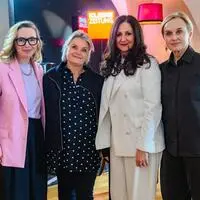 Barbara Haas und Karin Koncsik mit Nadja Kayali und Felicitas Thun-Hohenstein