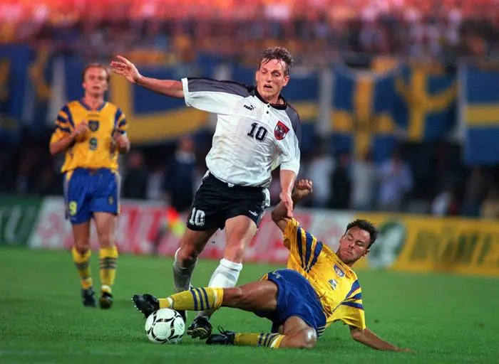 Andreas Herzog (AUT), Joachim Bjoerklund (SWE)