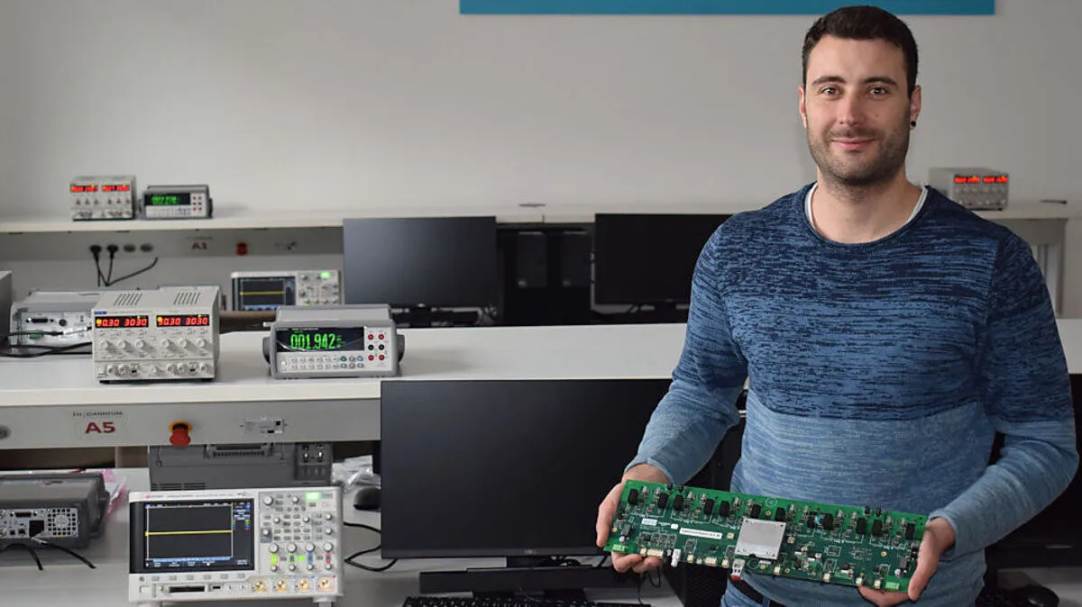 Luis Alfonso Fernandez Serantes hat sein Masterstudium an der FH JOANNEUM Kapfenberg abgeschlossen und arbeitet als wissenschaftlicher Mitarbeiter an der Hochschule.