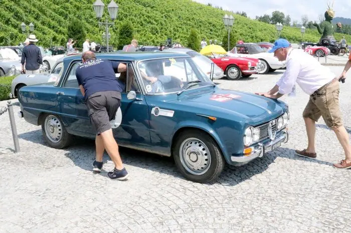 Ein Video von der Rallye gibt es auf Facebook Kleine Zeitung St. Veit/Feldkirchen zu sehen! Klicken Sie sich durch die Fotogalerie! 