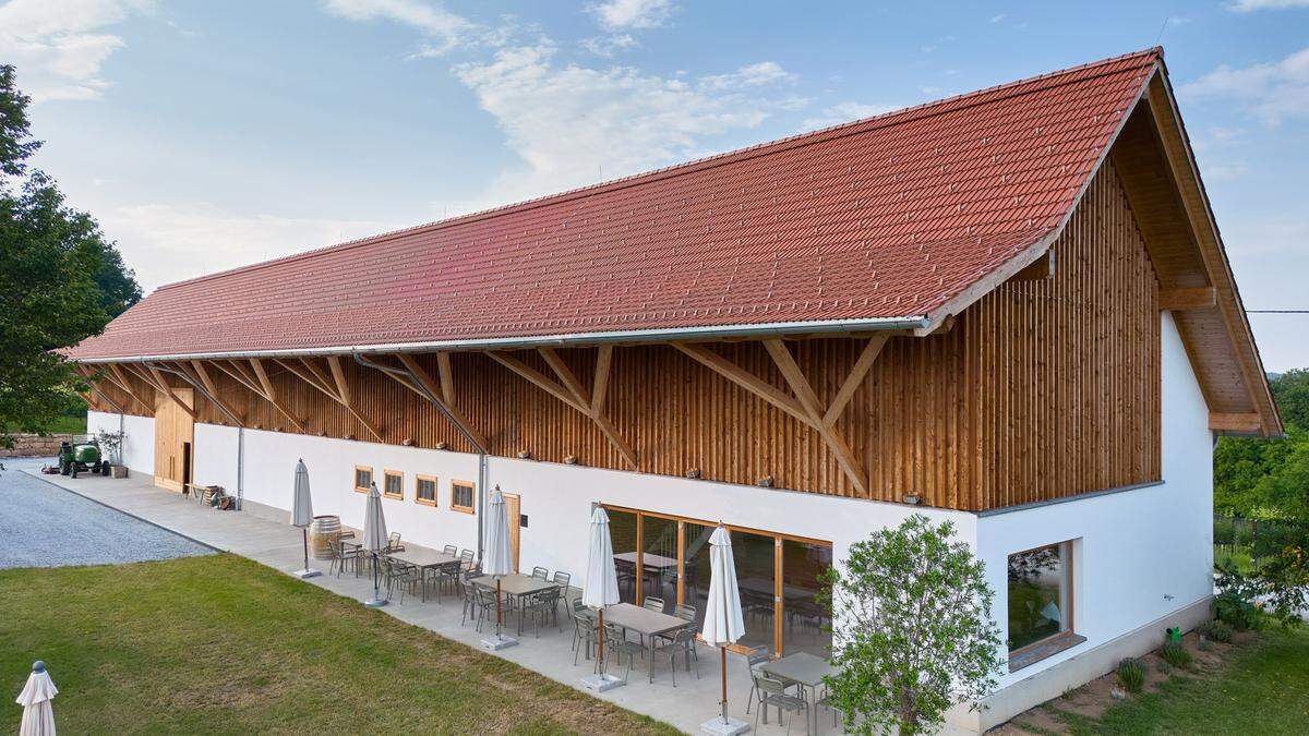 Der Weinhof Locknbauer gewann in der Kategorie &quot;Landwirtschaftliche Bauten&quot; beim Holzbaupreis