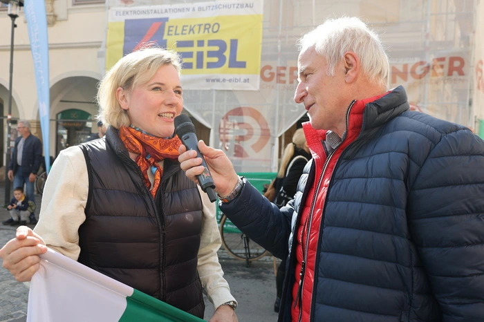 Christine Merlini freut sich über die gelungene Veranstaltung.