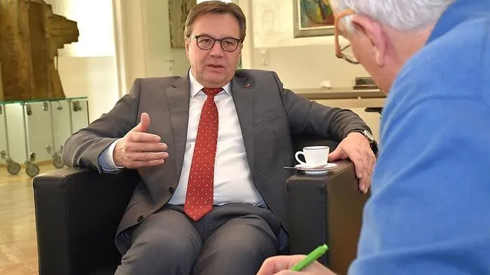 LH Günther Platter im Interview mit Robert Benedikt