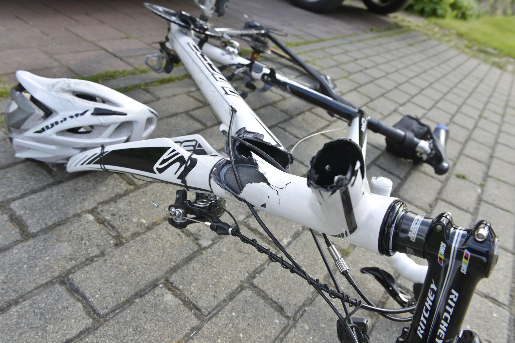 Graz : Lkw schleift Radfahrer mit, Polizei bittet um Hinweise