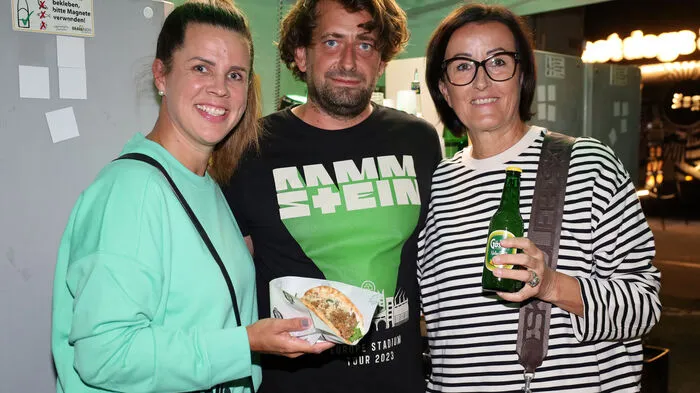 Am Foto von Links: Martina Tscherne, Bernhard Rohm (Street Food Market Austria) und Andrea Pecile.