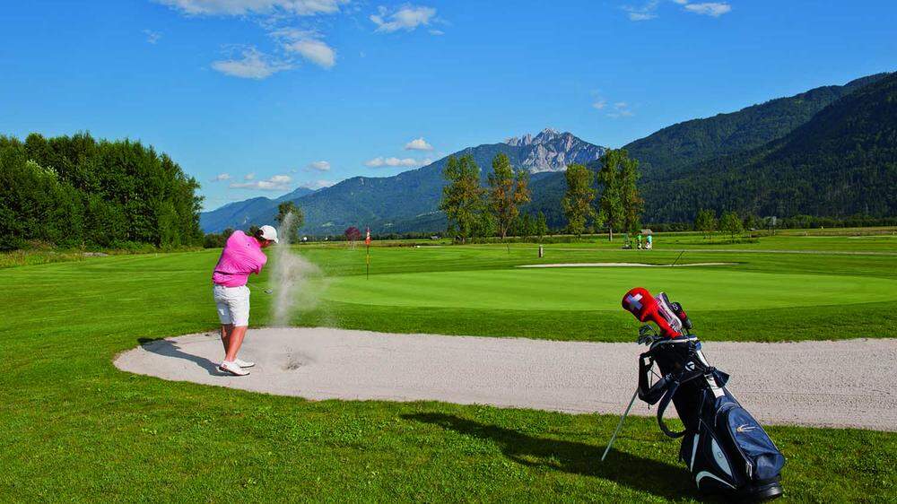 Auf eine lange Golfsaison blicken die Verantwortlichen der Golfanlage Gailtalgolf