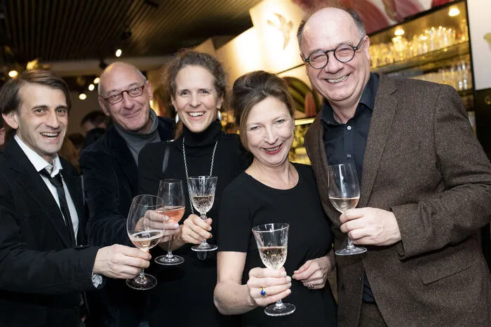 ... die IntendantInnen Nora Schmid (Oper – sie hatte für das Geburtstagskind sogar die „Don Giovanni“-Premiere verschoben), Iris Laufenberg (Schauspielhaus) und Michael Schilhan (Next Liberty) ...