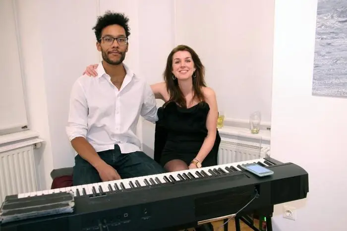 Julia Schnapper und Alex Nartey begeisterten musikalisch.