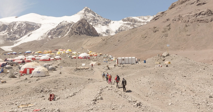 Ein Lager auf dem Weg zum Gipfel