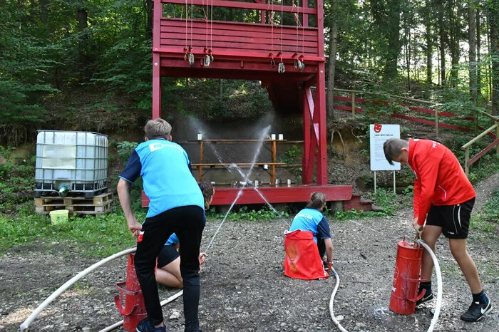 Auf dem Programm standen unter anderem ein Freibadbesuch in St. Stainz, die traditionellen Lagerspiele und ein Tag der offenen Tür - und somit jede Menge Spaß für die Teilnehmerinnen und Teilnehmer.