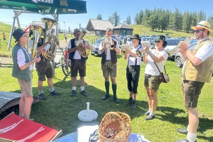 Ab 10.30 Uhr begannen die unterschiedlichen Musikgruppen zu spielen