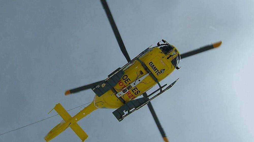 Christophorus 11 flog die verletzte Mutter ins Klinikum Klagenfurt (Symbolfoto)
