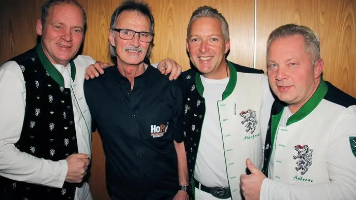 Auf Einladung von Event-Profi Karl-Heinz Hojas präsentierten Fritz Kristoferitsch, Manfred Maier und Andreas Doppelhofer im Volksheim Köflach einen Konzertabend unter dem Motto „Edlseer-Weihnacht“.