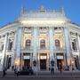 Viel Lorbeer für das Burgtheater in Wien