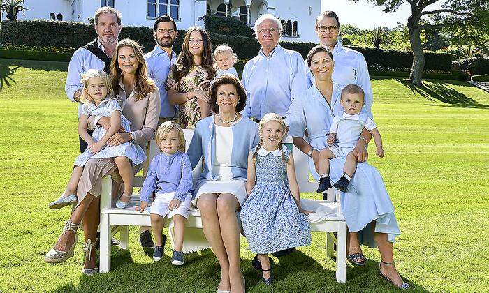 Die gesamte Königsfamilie im Sommer 2017