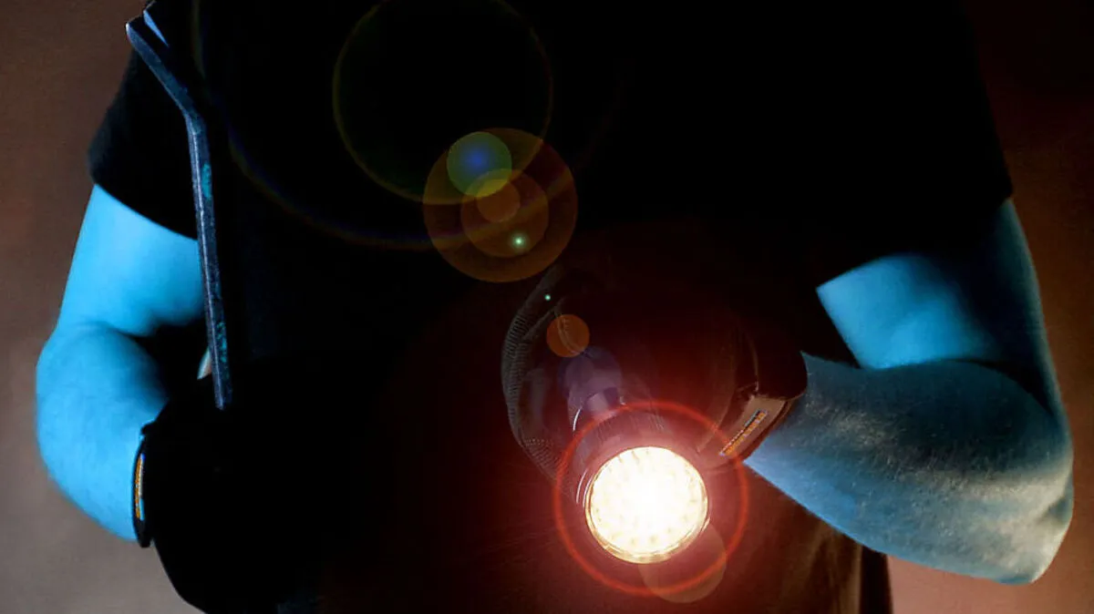 Einbrecher knackten Metallcontainer