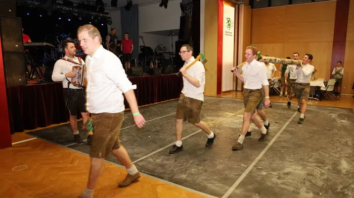 Die Schuhplattler aus St. Stefan zeigten eine Supershow.