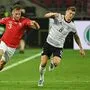 Toni Kroos (rechts) spielte zum 100. Mal für das DFB-Team