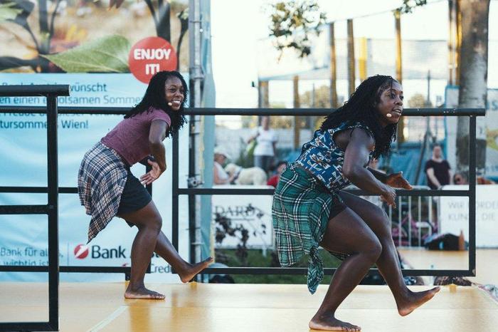 Alleyne Dance eröffnen am 30. Mai