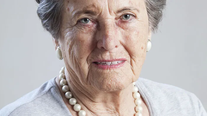 91 Jahre ist die Leibnitzerin Hermine Braun jung. Jetzt ließ sie sich erstmals professionell stylen und das Ergebnis ist ein Hammer.
