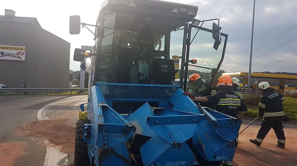 Die Erntemaschine blockierte den Kreisverkehr