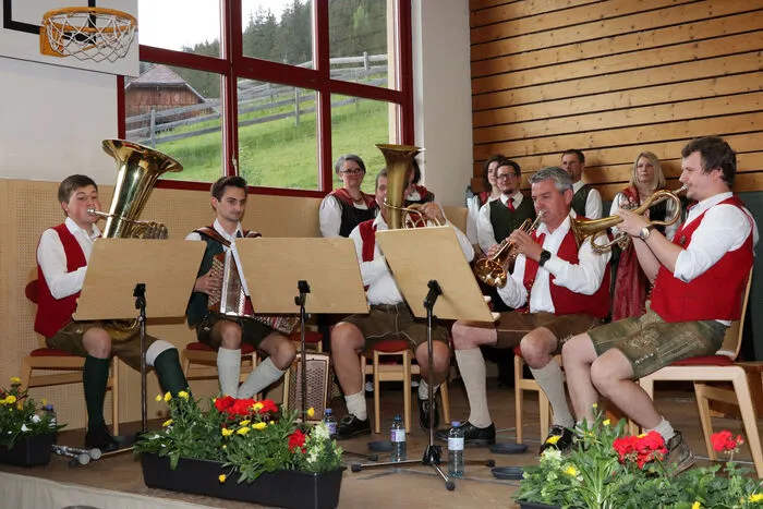 Das Ensemble der Trachtenkapelle Patergassen unter Leitung von Erwin Schusser.  
