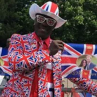 Ein royaler Fan im Windsor Great Park ist bereit