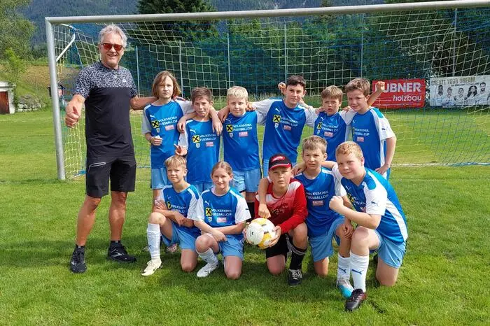  Sport 2024-05-29 ; Fussball Volksschulcup Bezirk Hermagor 
im  Bild: Volksschul  Cup Hermagor 
PhotoCredit: Hermann Sobe