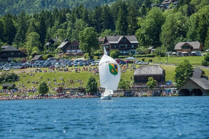 Bei Kaiserwetter macht das Zuschauen noch mehr Spaß