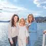 Mariella Ahrens, Gerda Rogers und Maren Gilzer waren beim Saison-Opening von Hans-Werner Frömmel am noch kühlen Wörthersee